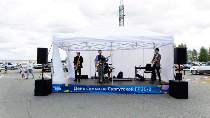 <span style="font-weight: bold;">Сцена 3м*6м*0,6м: 18м²</span>